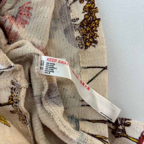 Anthropologie Puff Sleeve Wild Flowers Romper Smocked Oversized Size Small - Picture 8 of 9